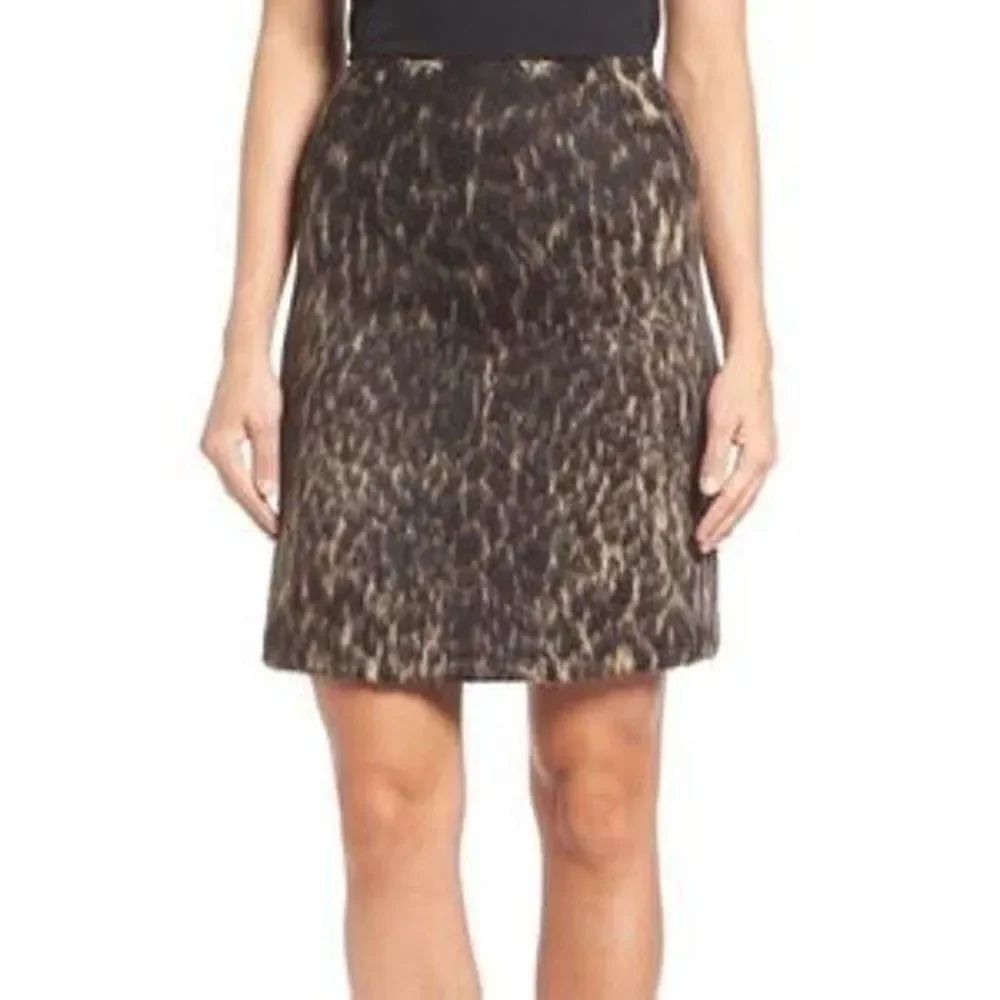 ✨Tahari Animal Print Pencil Sz 12 Skirt✨